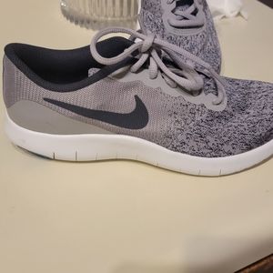 Women's Nike Tennis shoes